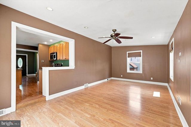 1224 OLD LN, Drexel Hill, PA 19026