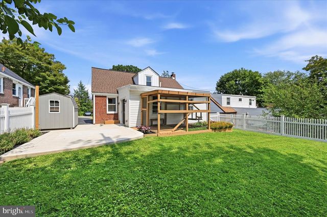 1224 OLD LN, Drexel Hill, PA 19026