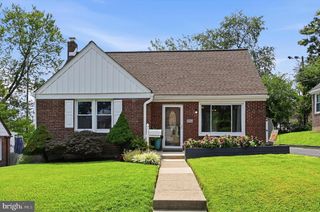 1224 OLD LN, Drexel Hill, PA 19026