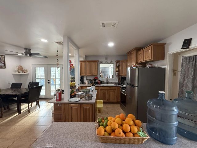 656 Parker Street, Oceanside, CA 92057