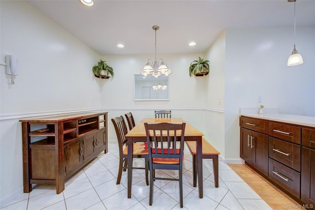 72-11 110 Street 4E, Forest Hills, NY 11375