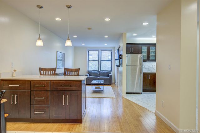 72-11 110 Street 4E, Forest Hills, NY 11375