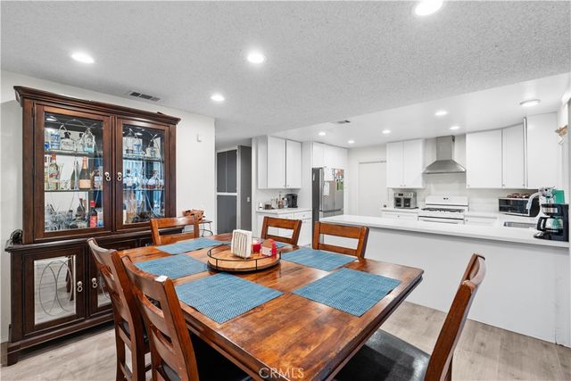 554 W Mariposa, Rialto, CA 92376