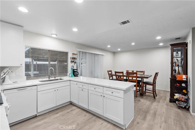 554 W Mariposa, Rialto, CA 92376