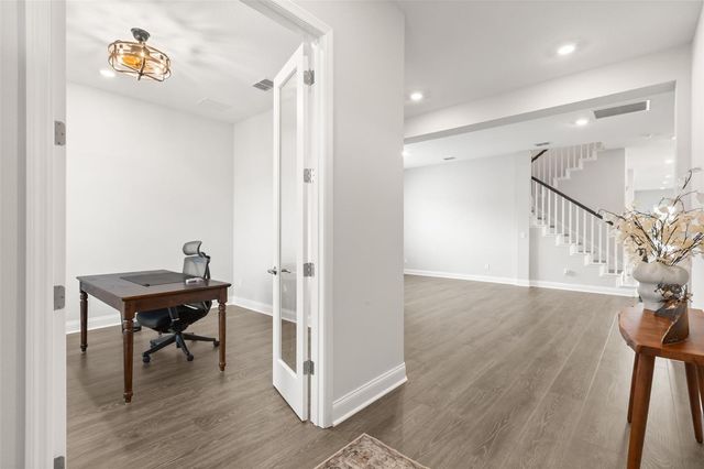 4401 PARK LAKE STREET, Orlando, FL 32803
