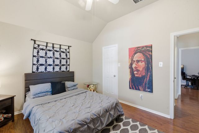 110 Wagon Wheel Road, Willow Park, TX 76087