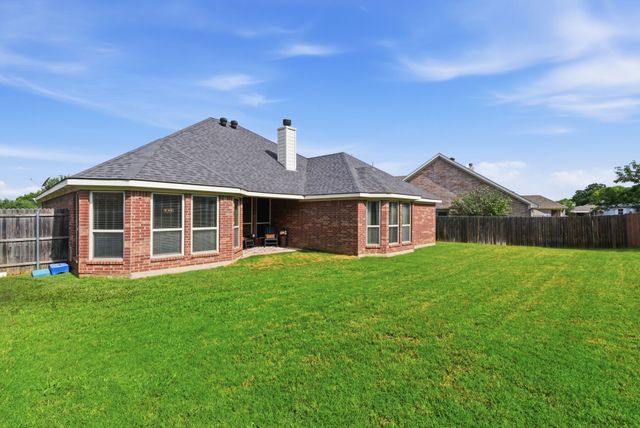 110 Wagon Wheel Road, Willow Park, TX 76087
