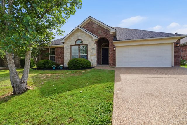 110 Wagon Wheel Road, Willow Park, TX 76087