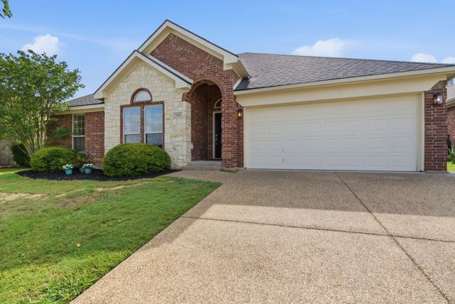 110 Wagon Wheel Road, Willow Park, TX 76087