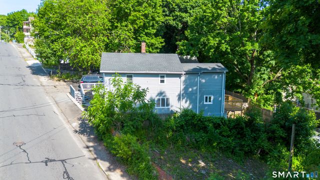 94 Wall Street, Waterbury, CT 06705