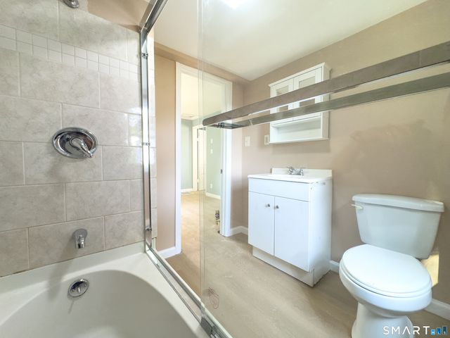 94 Wall Street, Waterbury, CT 06705