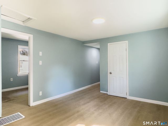 94 Wall Street, Waterbury, CT 06705