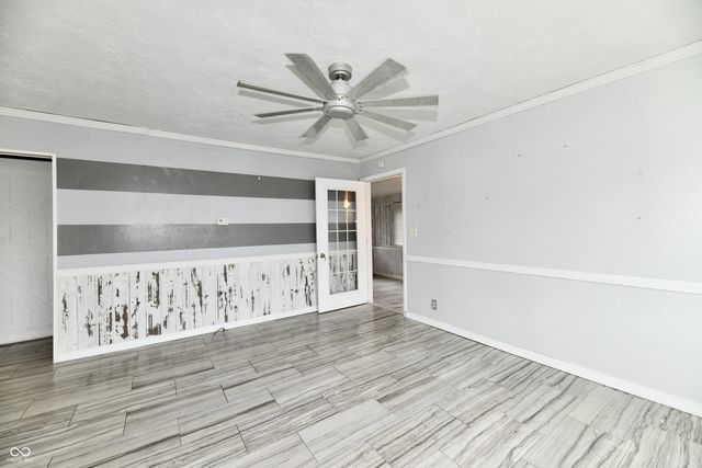 28 W 38th Street, Anderson, IN 46013