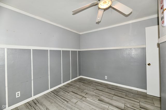 28 W 38th Street, Anderson, IN 46013