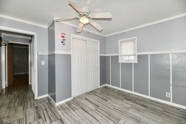 28 W 38th Street, Anderson, IN 46013