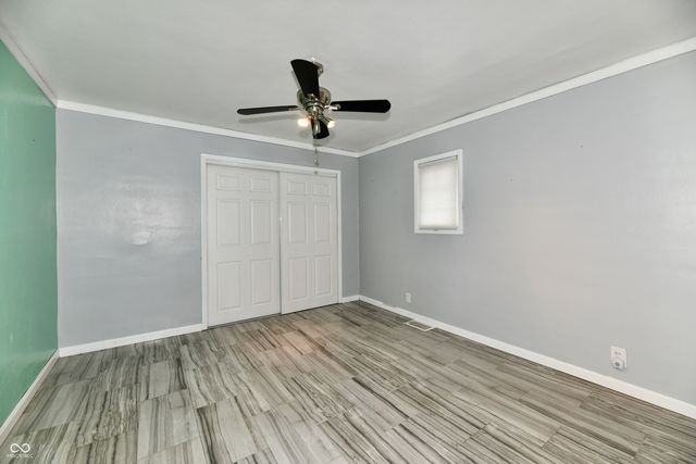 28 W 38th Street, Anderson, IN 46013