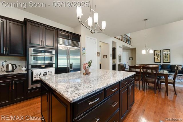 24597 Nepavine Drive, Novi, MI 48374