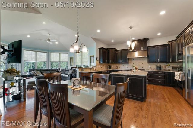 24597 Nepavine Drive, Novi, MI 48374