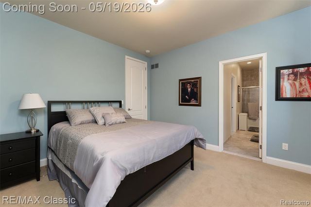 24597 Nepavine Drive, Novi, MI 48374