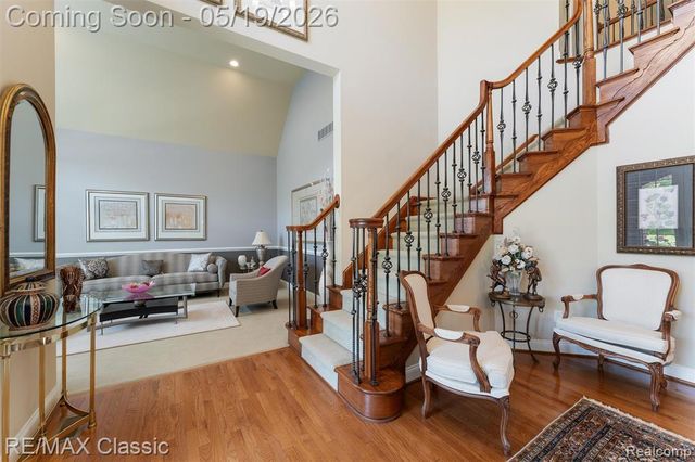 24597 Nepavine Drive, Novi, MI 48374