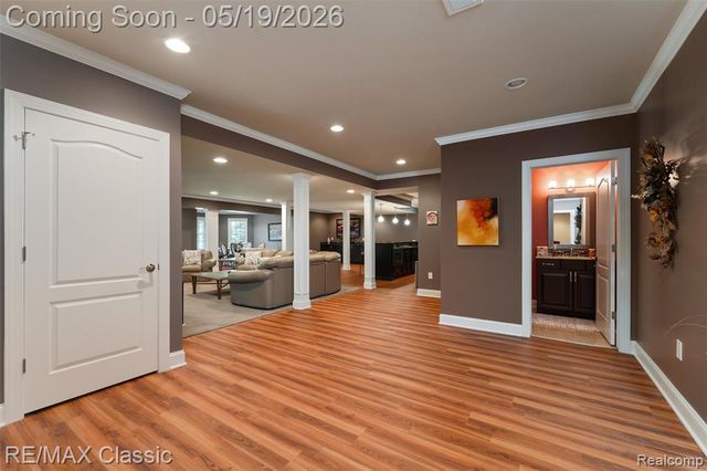 24597 Nepavine Drive, Novi, MI 48374