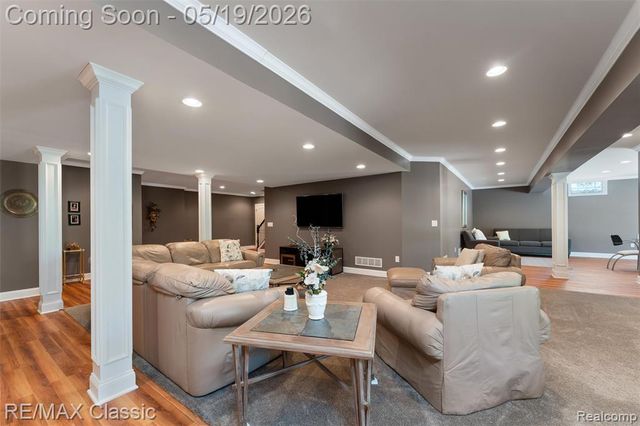 24597 Nepavine Drive, Novi, MI 48374