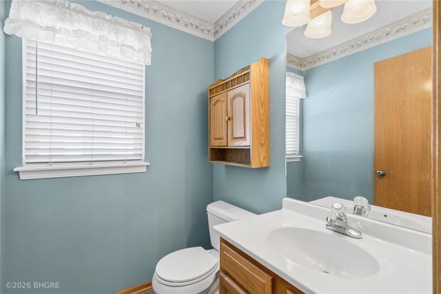 2726 Fayrdale Drive, Des Moines, IA 50320