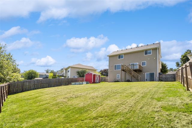 2726 Fayrdale Drive, Des Moines, IA 50320