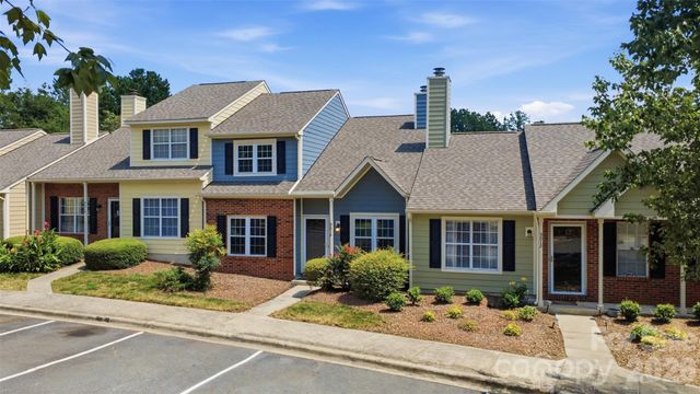 9014 Four Mile Creek Road, Charlotte, NC 28277