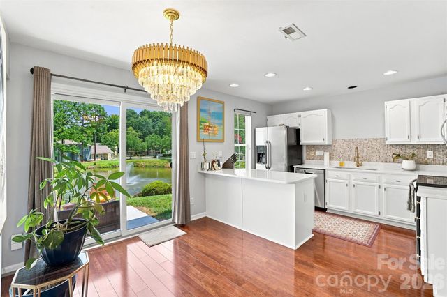 9014 Four Mile Creek Road, Charlotte, NC 28277