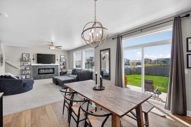 1404 Timberview Drive, Adel, IA 50003