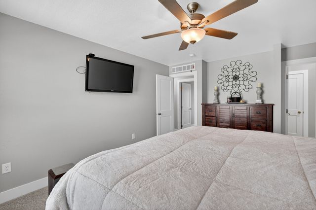 1404 Timberview Drive, Adel, IA 50003