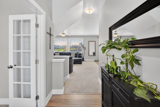 1404 Timberview Drive, Adel, IA 50003