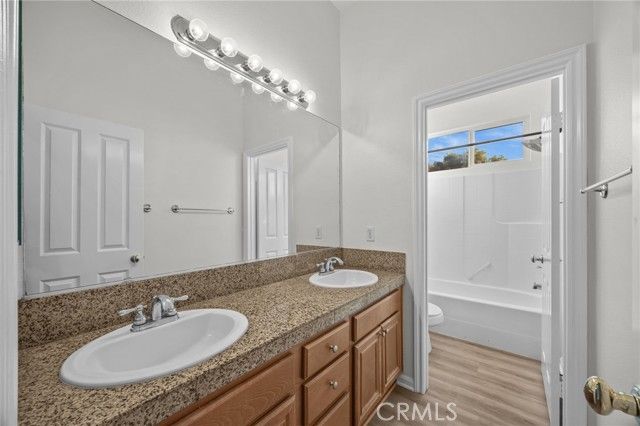 101 Via De La Valle, Lake Elsinore, CA 92532