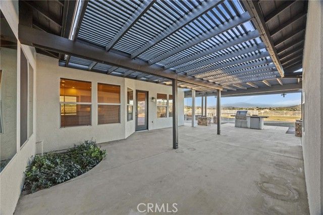 101 Via De La Valle, Lake Elsinore, CA 92532