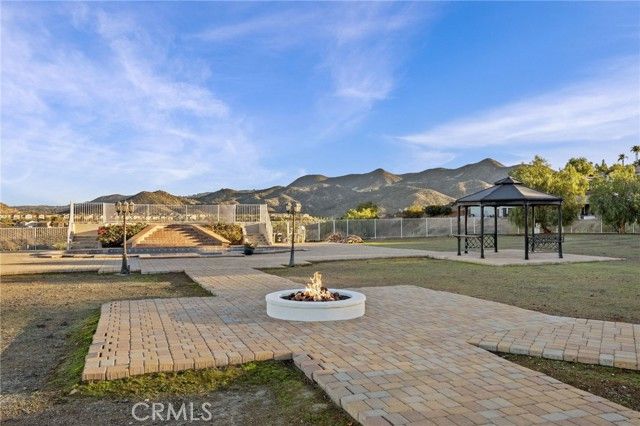 101 Via De La Valle, Lake Elsinore, CA 92532