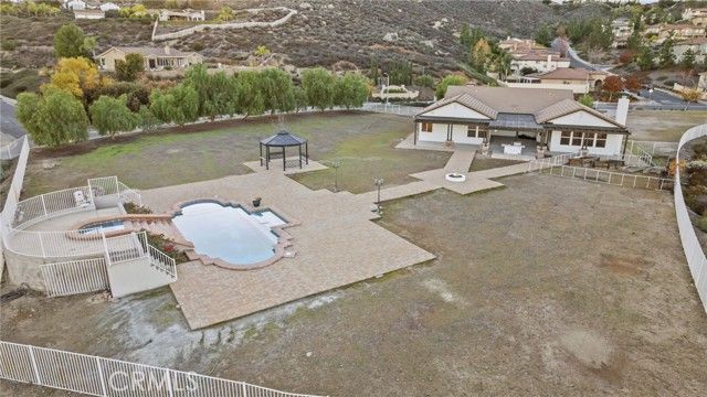 101 Via De La Valle, Lake Elsinore, CA 92532