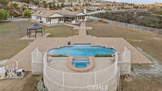 101 Via De La Valle, Lake Elsinore, CA 92532