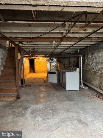 5825 OSAGE AVE, Philadelphia, PA 19143