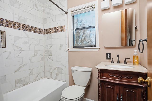 3223 Canal Drive, White Hall, AR 71602