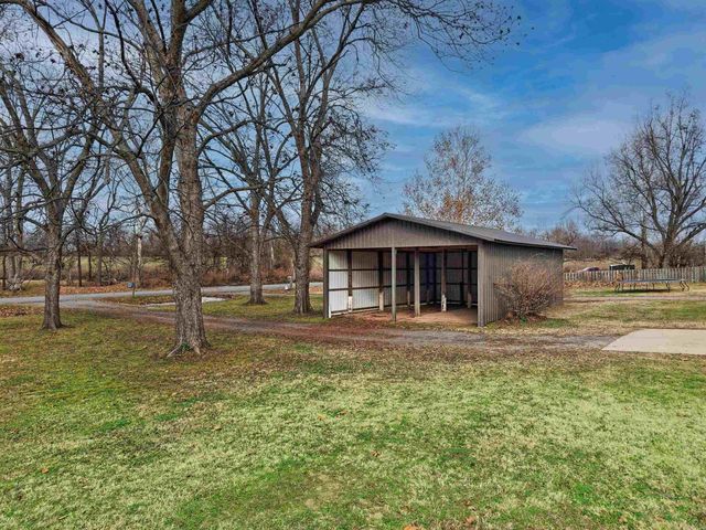 3223 Canal Drive, White Hall, AR 71602