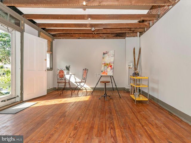 11 SOUTH ST W, Frederick, MD 21701