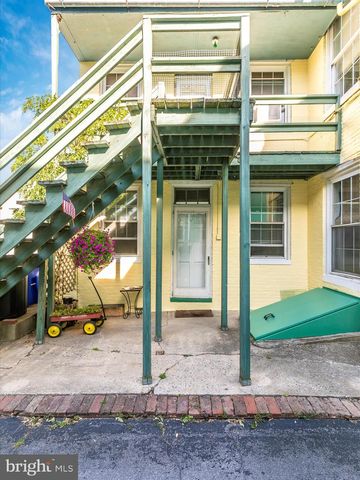 11 SOUTH ST W, Frederick, MD 21701