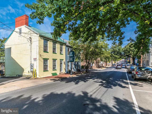 11 SOUTH ST W, Frederick, MD 21701