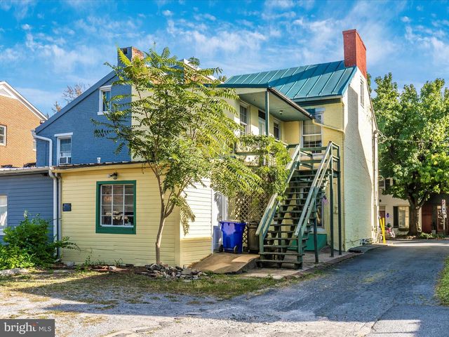 11 SOUTH ST W, Frederick, MD 21701