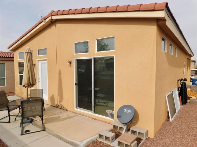 2286 Felipe Dr, Bullhead City, AZ 86442