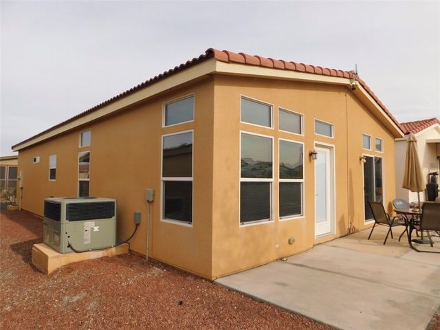 2286 Felipe Dr, Bullhead City, AZ 86442
