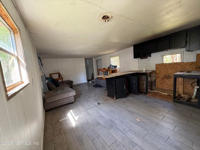 9066 DORIS Lane, Jacksonville, FL 32220