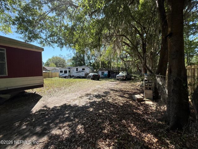 9066 DORIS Lane, Jacksonville, FL 32220