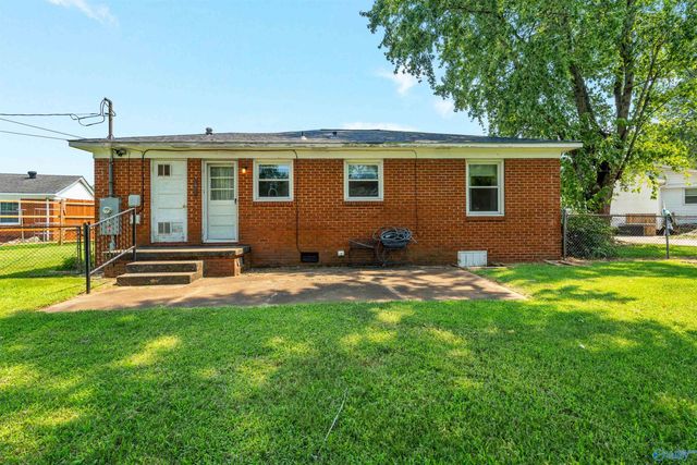2802 Thurman Circle SW, Huntsville, AL 35805